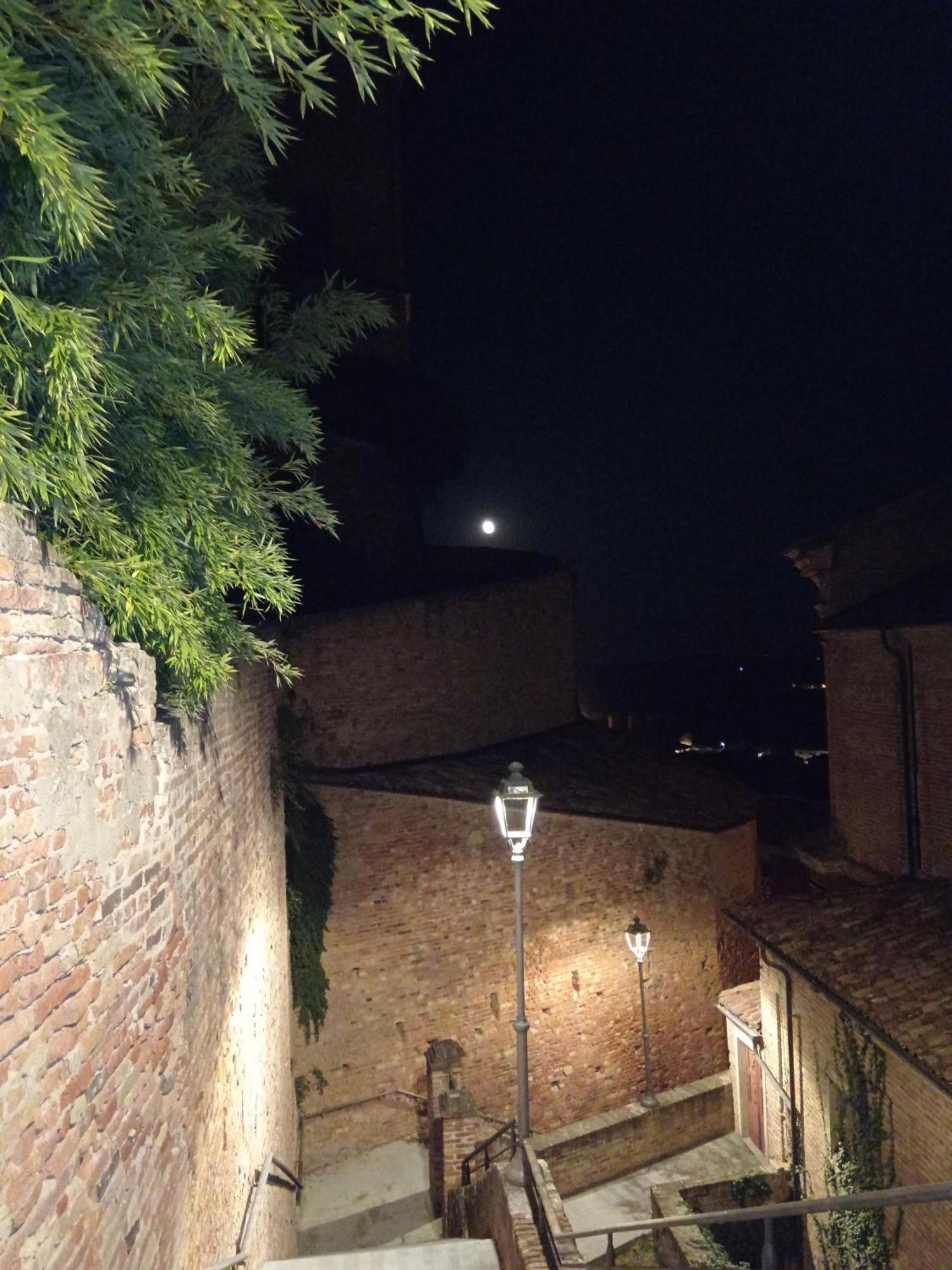 Teresa Al Belvedere Rooms&Holidayapartments Camere&Appartamenti Castellinaldo Exterior foto