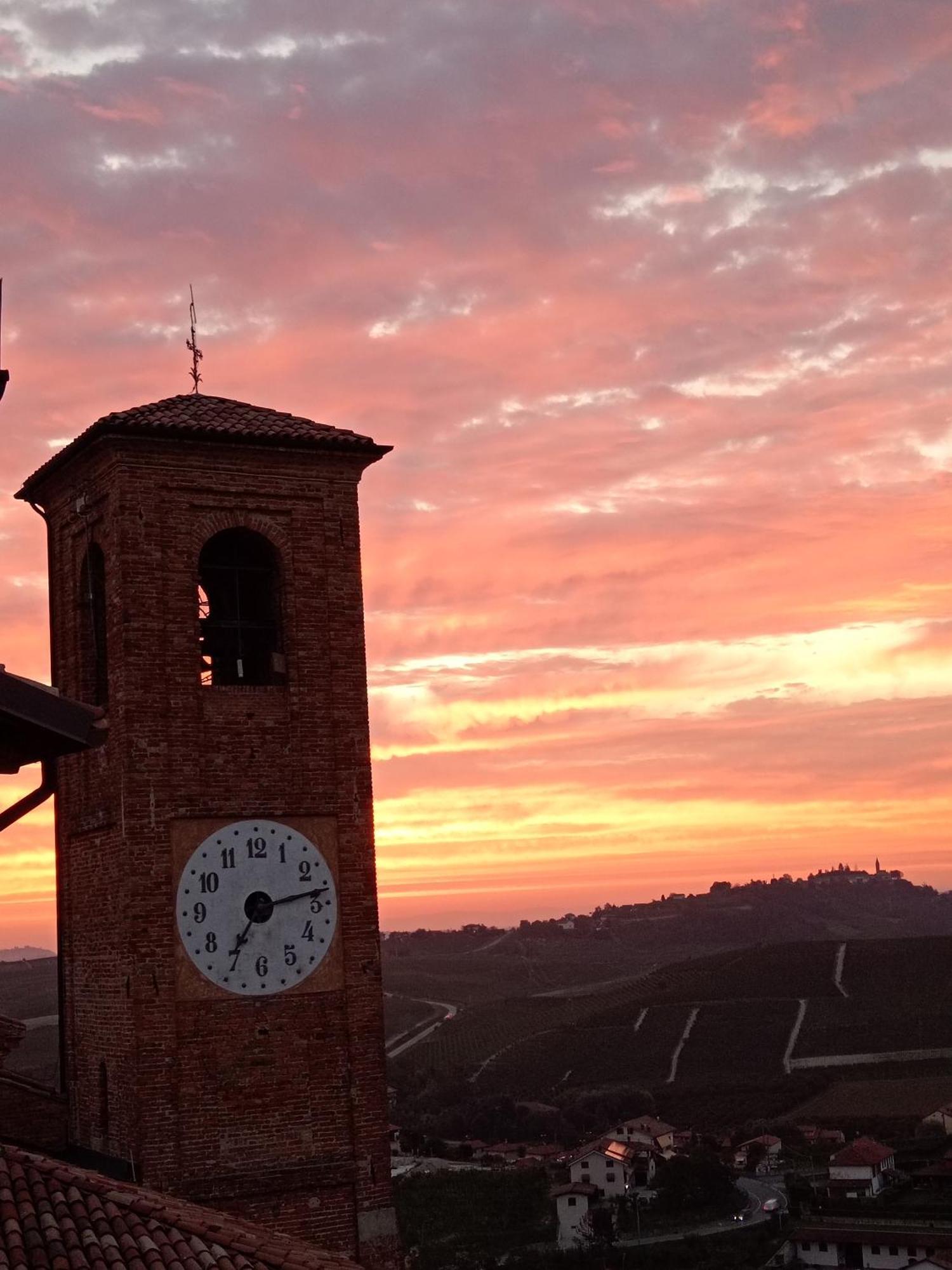 Teresa Al Belvedere Rooms&Holidayapartments Camere&Appartamenti Castellinaldo Exterior foto